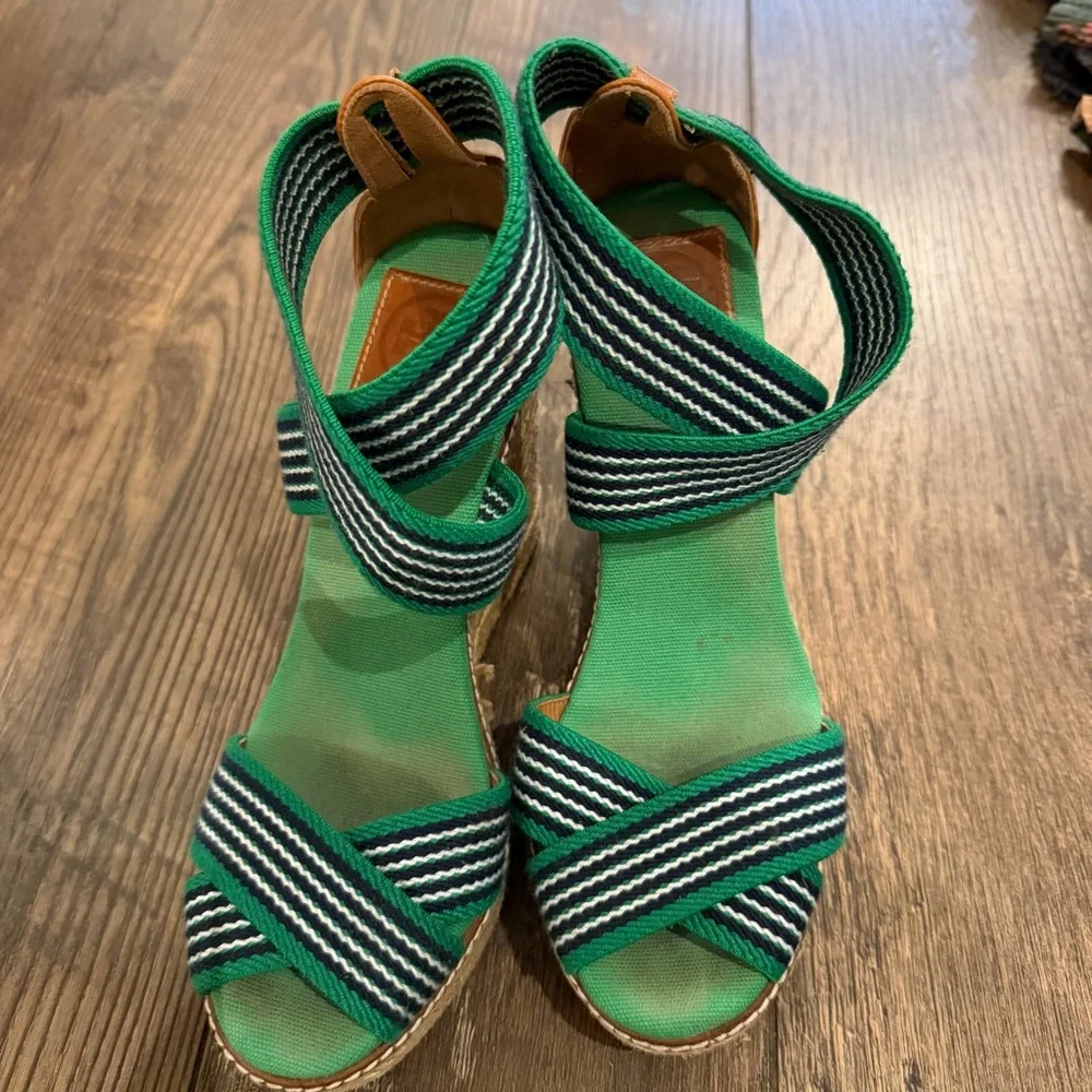 Tory Burch Frieda Women's Green/Blue Striped Espadrille Wedges‎ Size 7